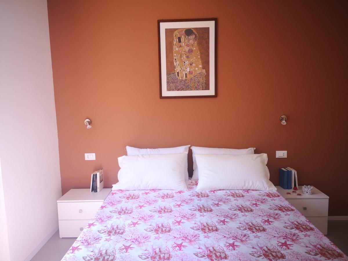 Il Giardino Di Anna - Charming Rooms In Cagliari Exterior foto