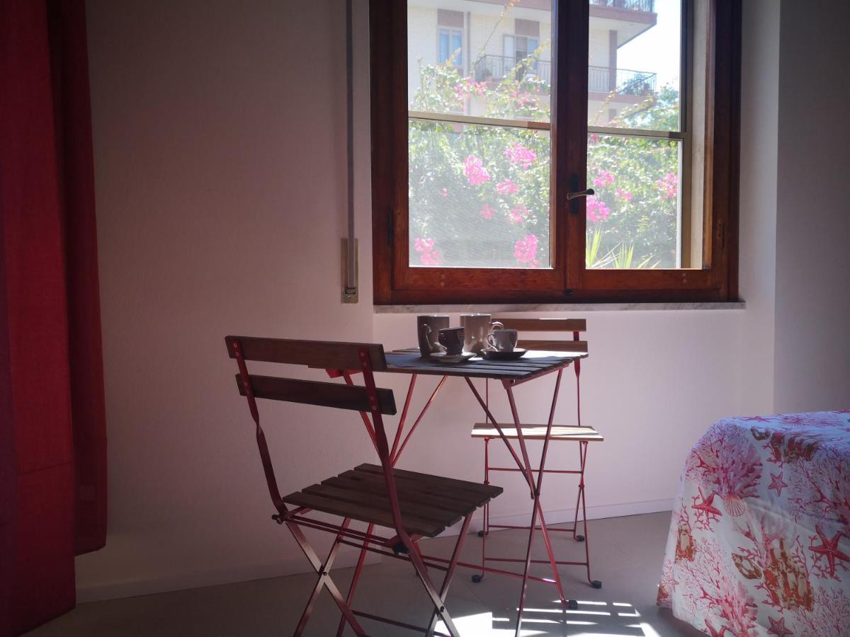 Il Giardino Di Anna - Charming Rooms In Cagliari Exterior foto